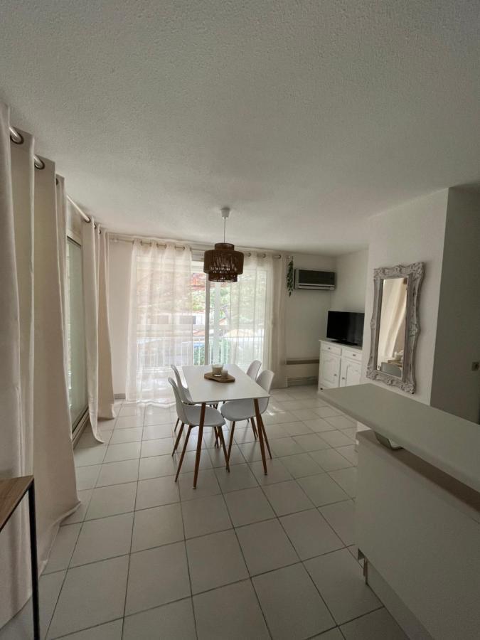Superbe Appartement Cosy Vue Mer Pieds Dans L'Eau Cavalaire-sur-Mer Zewnętrze zdjęcie